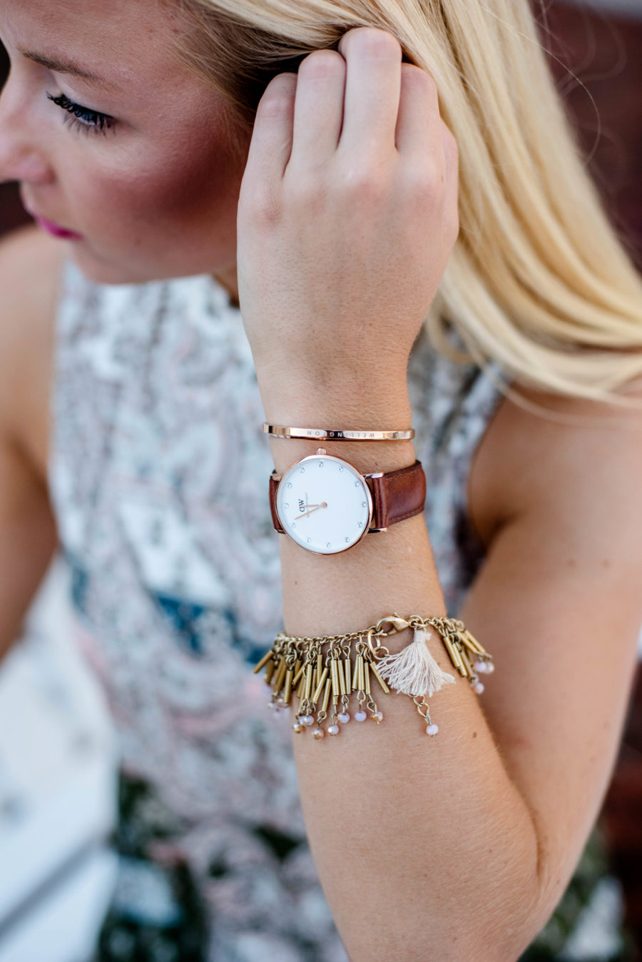 amy-littleson-from-i-believe-in-pink-wearing-transitional-fall-nordstrom-dress-daniel-wellington-watch-and-indigo-rd-boots-13