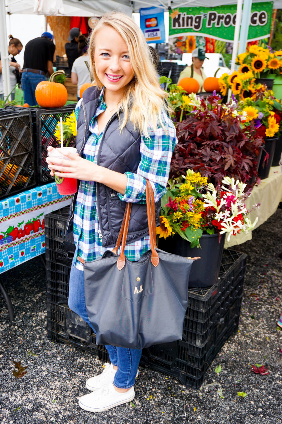 amy-littleson-from-i-believe-in-pink-at-the-richmond-farmers-market-wearing-lauren-james-flannet-and-vest-24