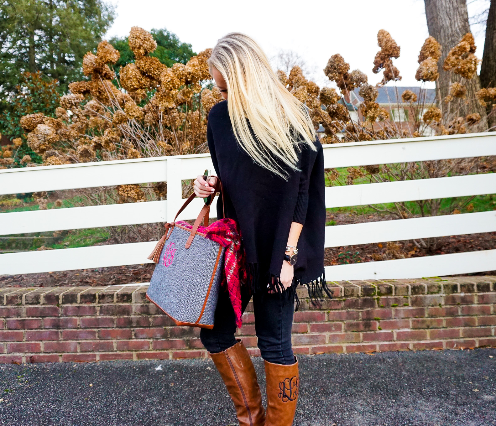 amy-littleson-from-i-believe-in-pink-in-united-monograms-monogram-boots-and-tote-with-a-black-tassel-poncho-2