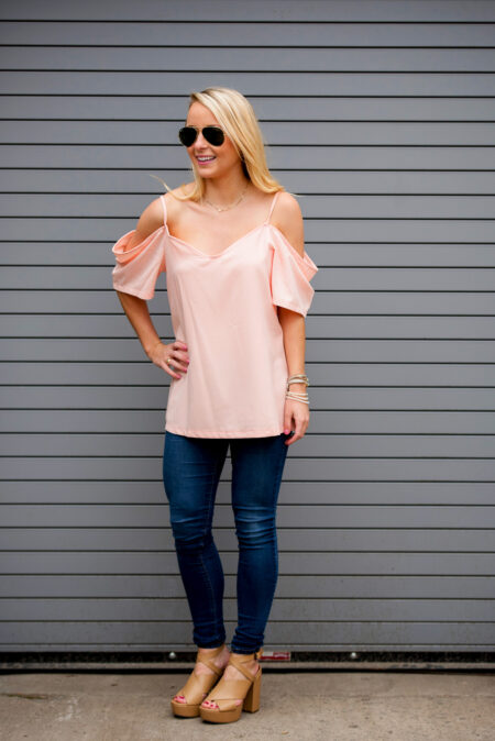 Amy from I Believe in Pink in Boohoo cold shoulders top, Minnie and Emma x Jack Rogers iPhone case and SUGARFIX earrings_