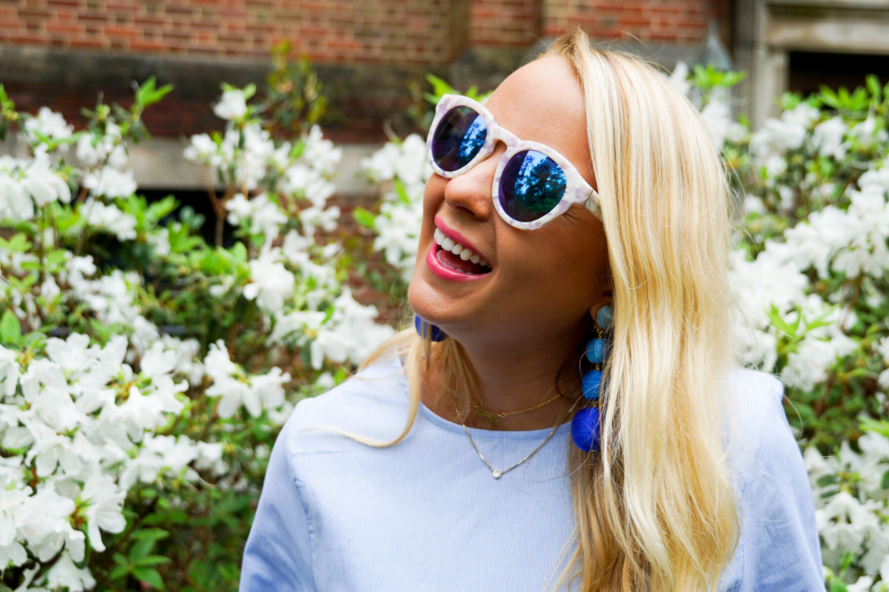 Blue and white scalloped top and bon bon earrings, Tory Burch sandals, DIFF eyewear_-9