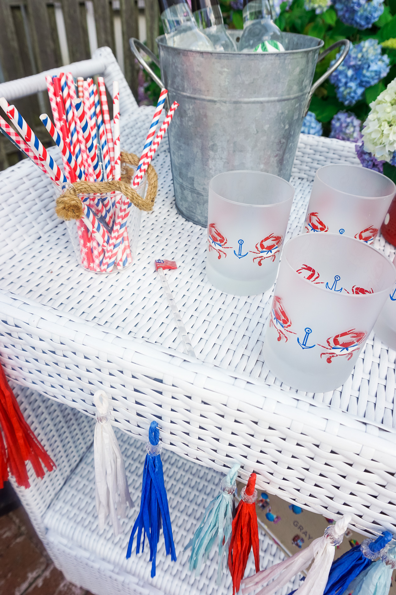 4th of July party on the patio with a summer patriotic bar cart