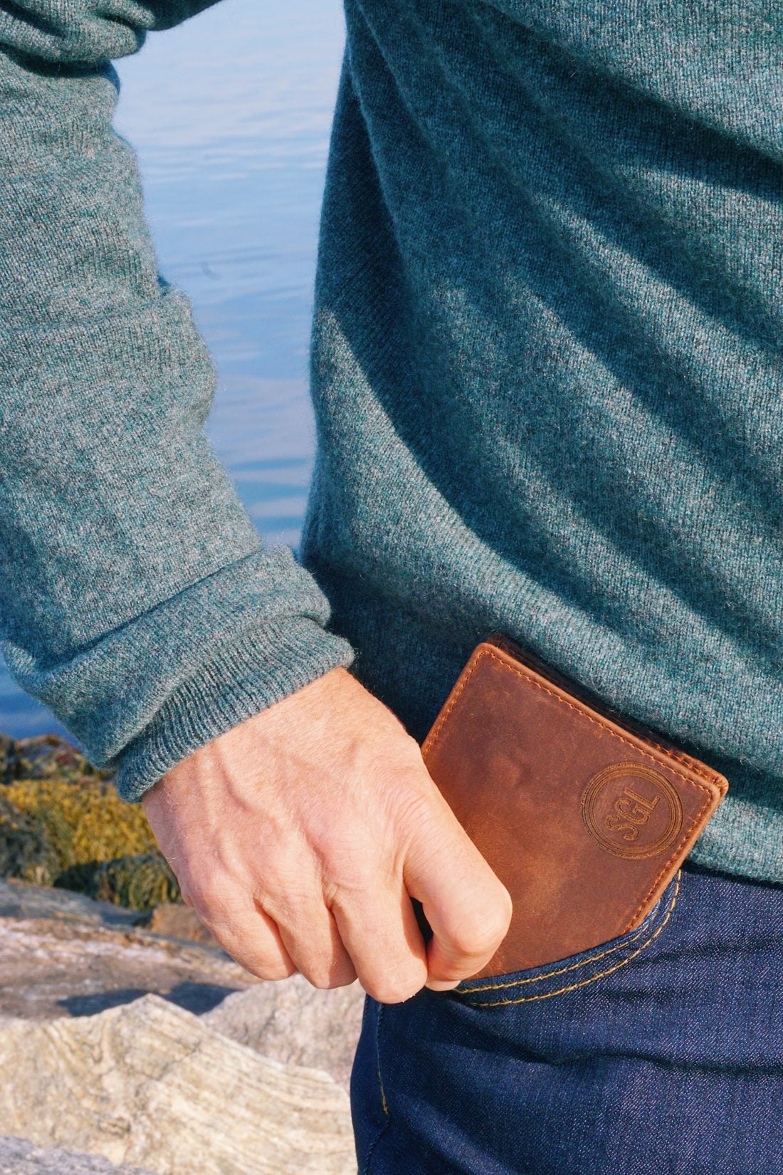 Father's Day gift with personalized wallet from Grain and Oak
