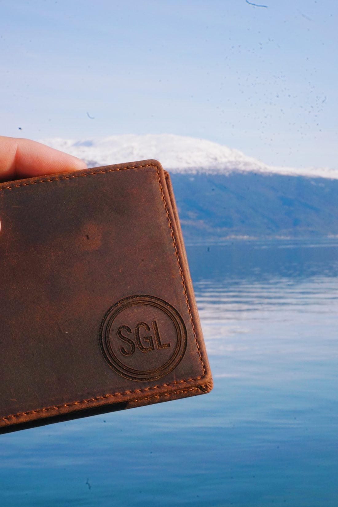 Father's Day gift with personalized wallet from Grain and Oak